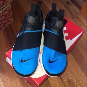Nike Blue & Black Prestos *WORN*